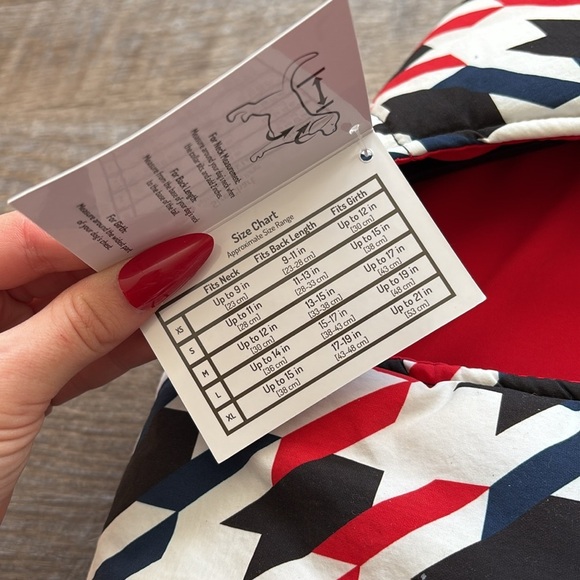 Red blue black white winter dog jacket size large - Picture 5 of 6